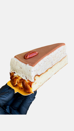 Caramel Pecan 10" Basque cheesecake